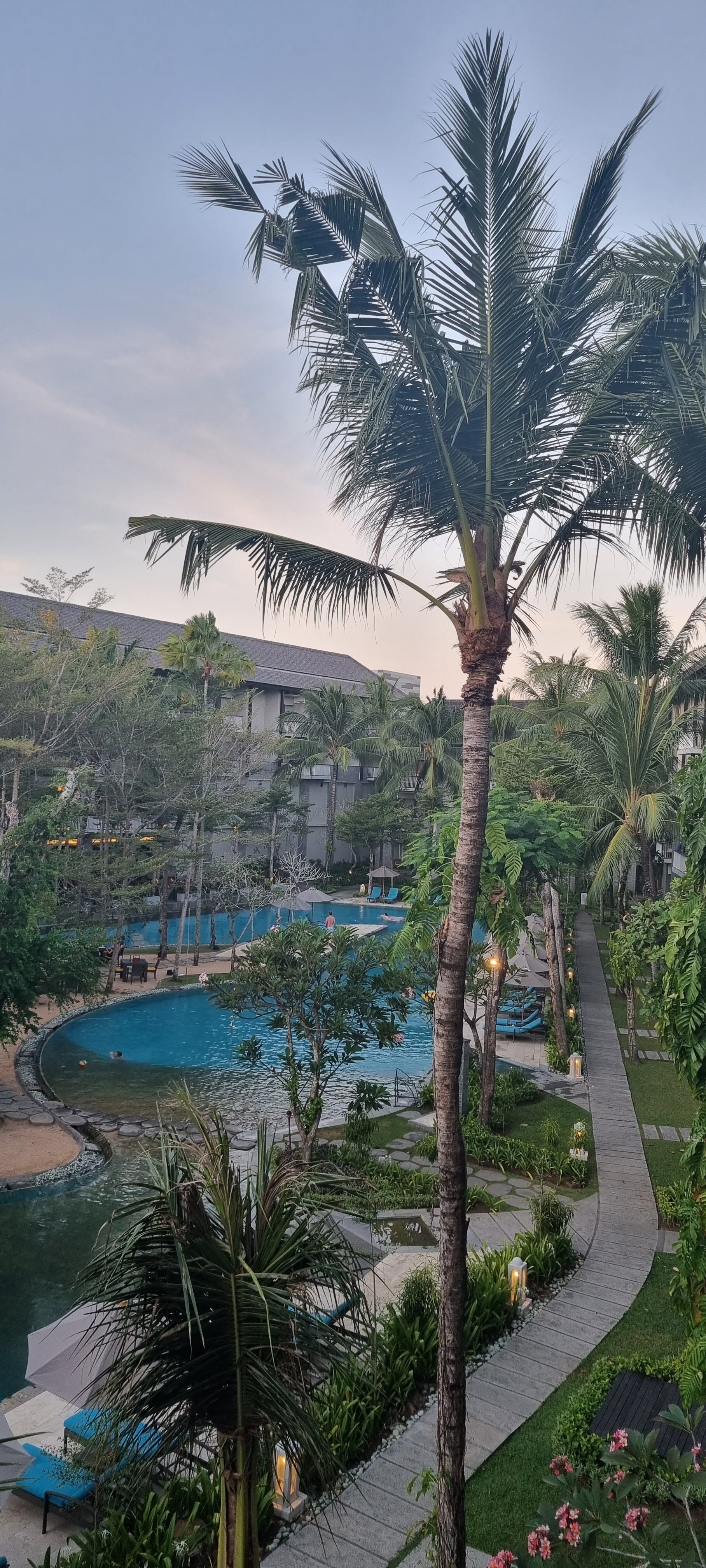 Фото Courtyard by Marriott Bali Nusa Dua Resort