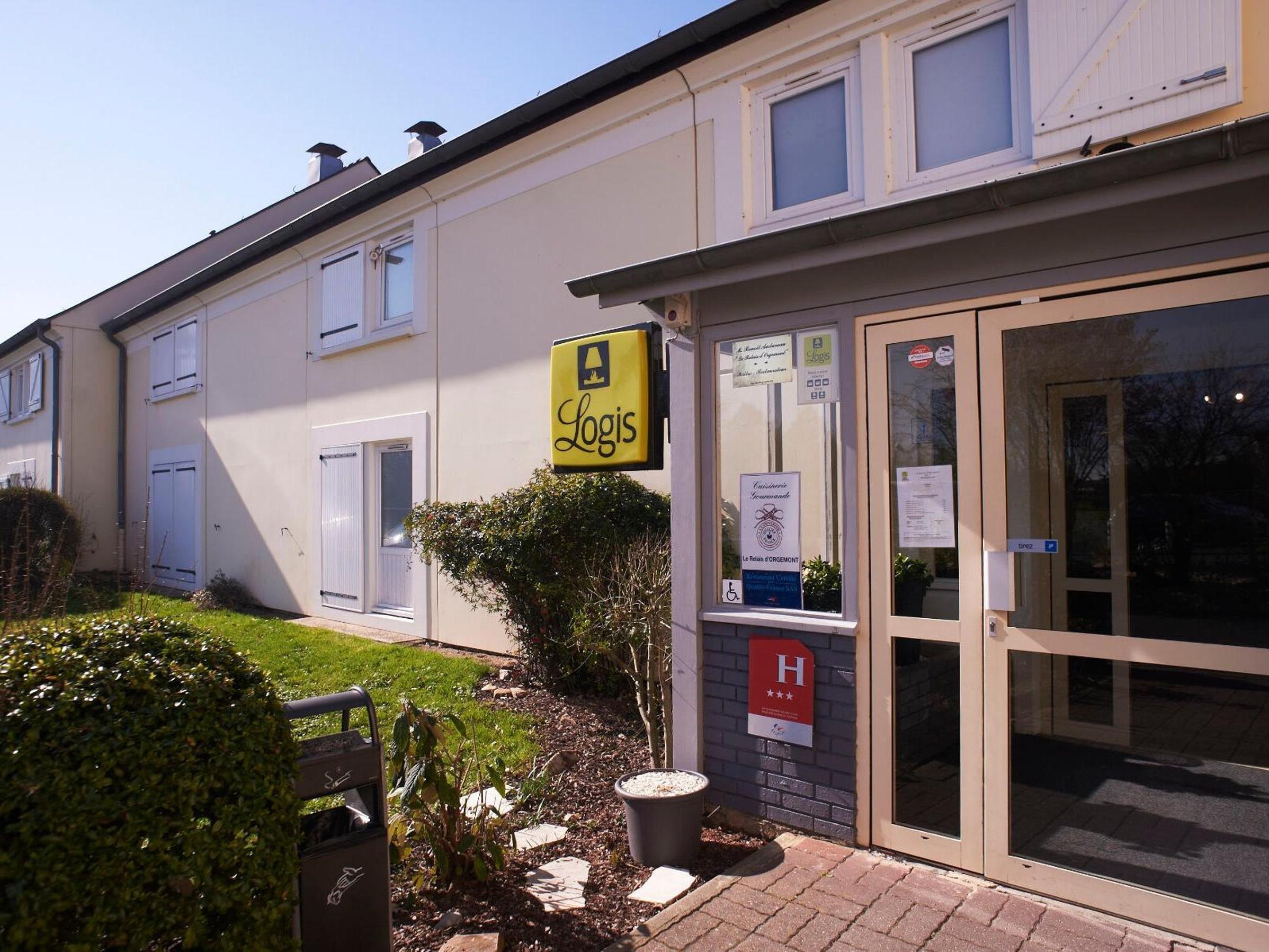 Фото Logis Angers Sud