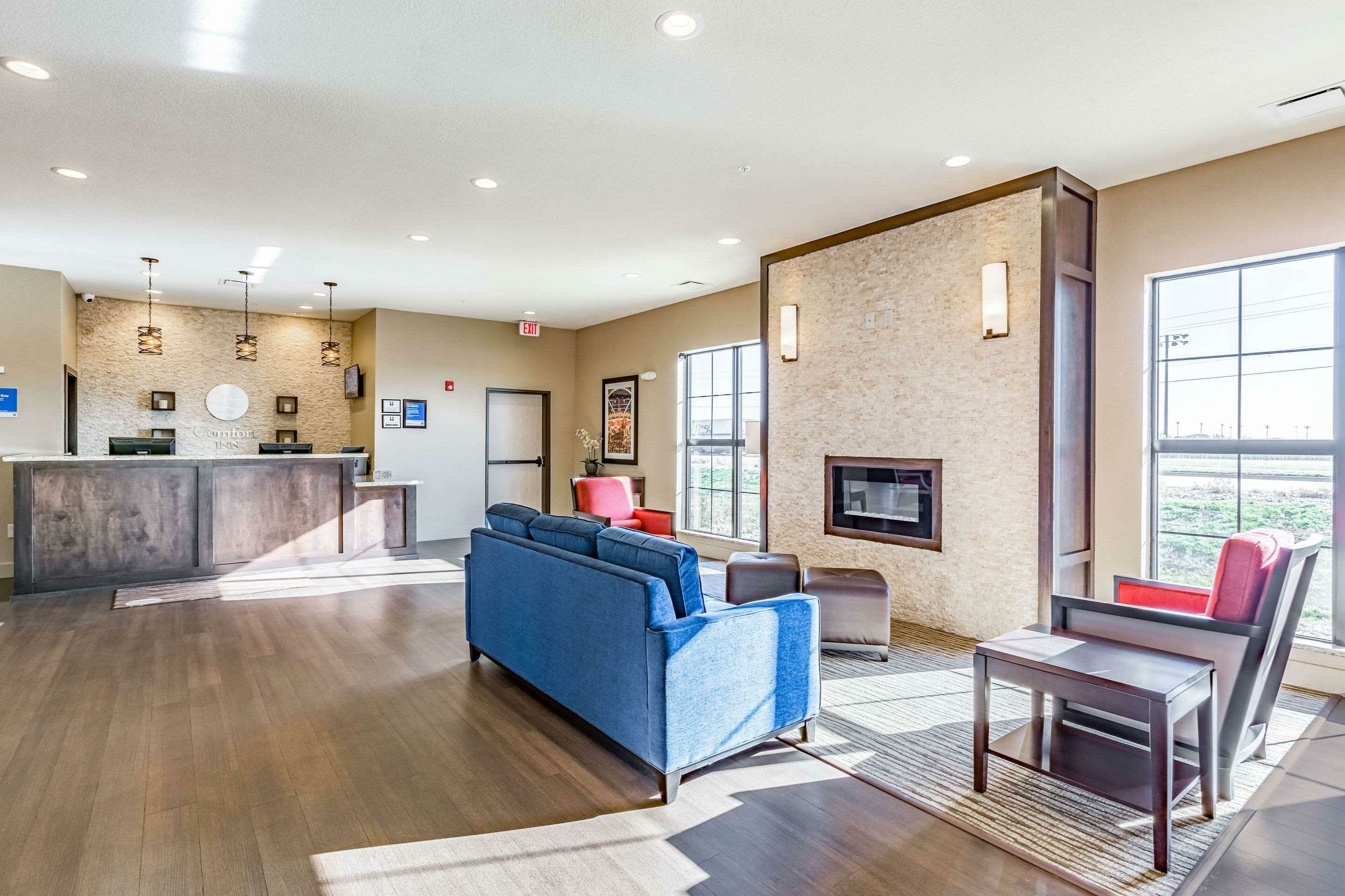 Фото Super 8 by Wyndham Altoona