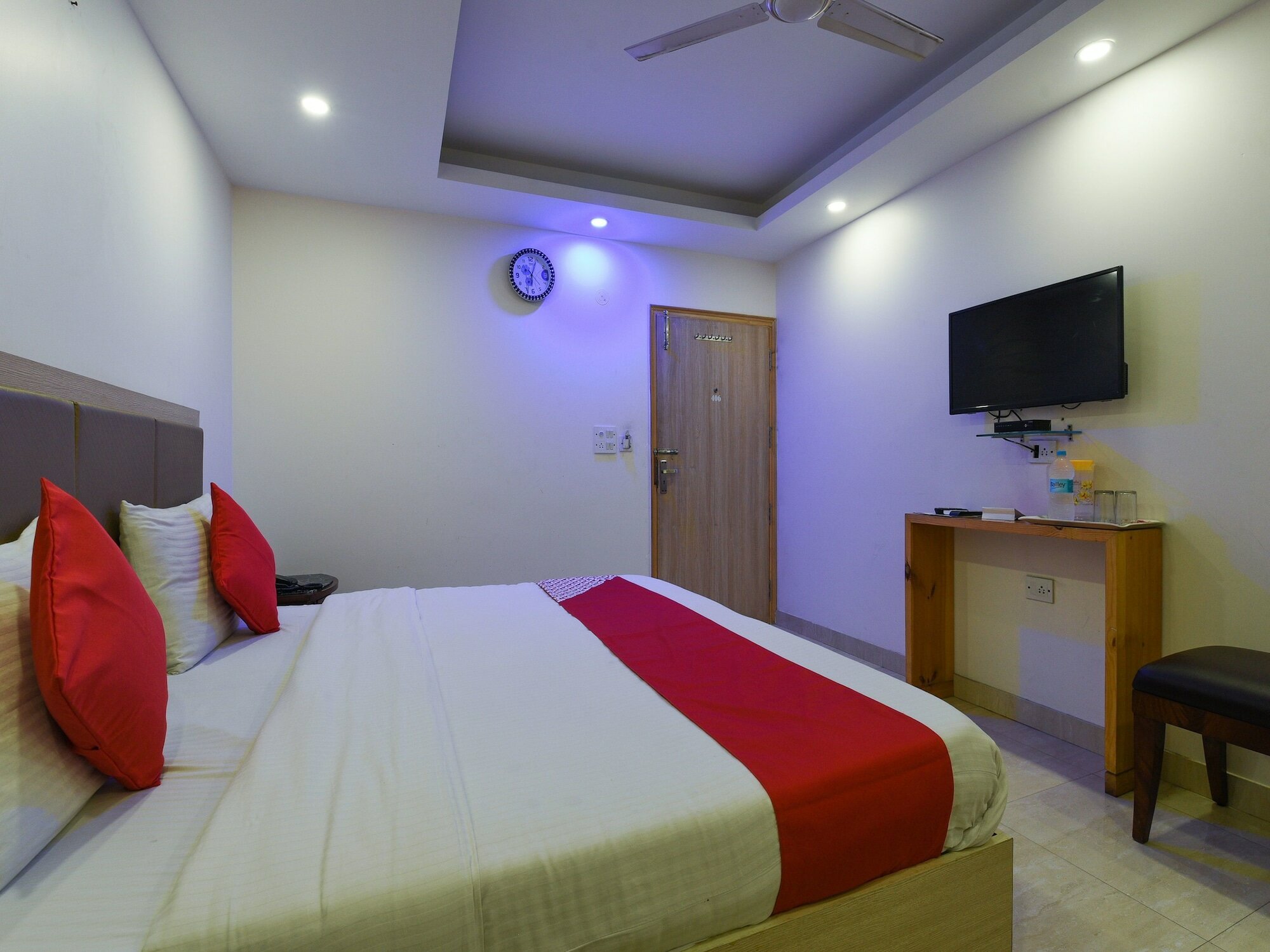 Фото Oyo 16970 Hotel Mahal