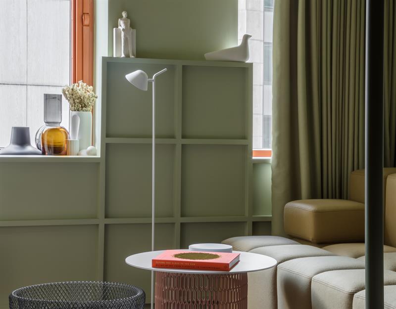 Фото Locke At Broken Wharf