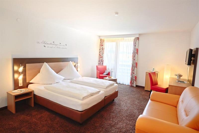 Фото Hotel Waldachtal