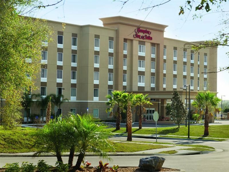 Фото Hampton Inn & Suites Deland