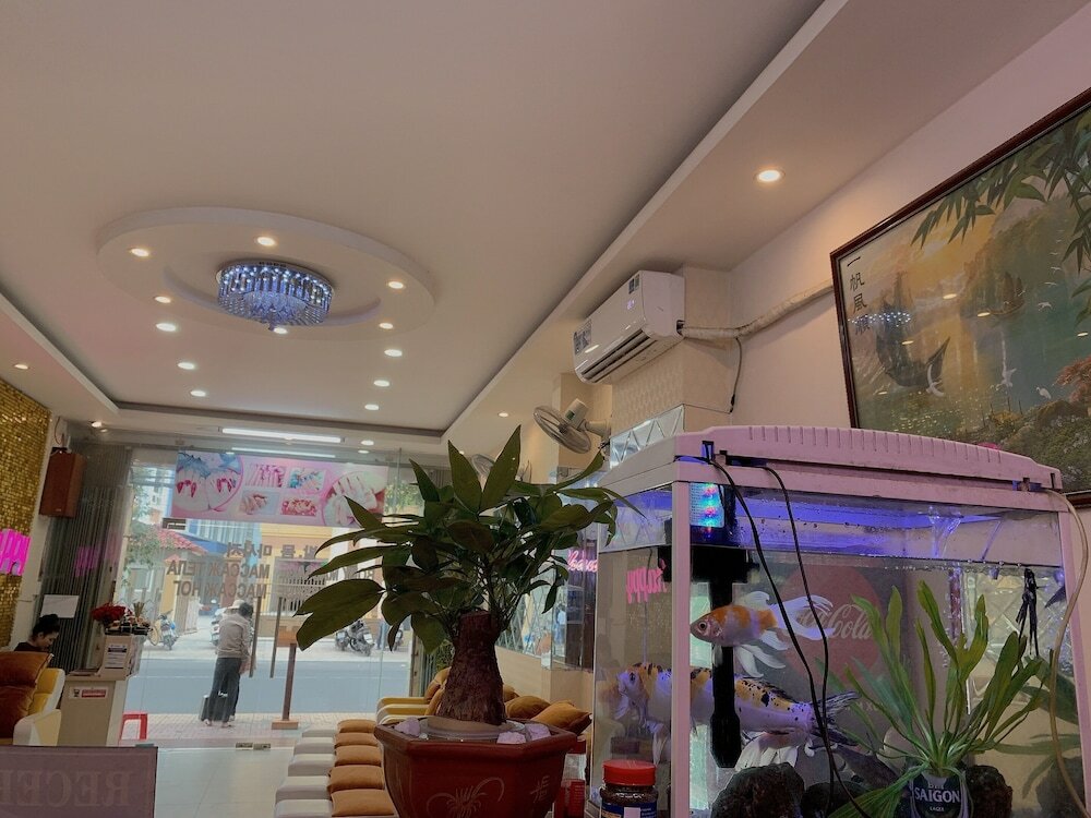 Фото Ha Thanh Hotel