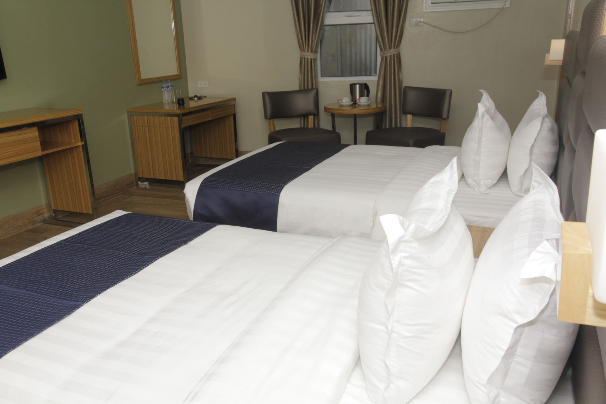 Фото Sun Star Grand Hotel