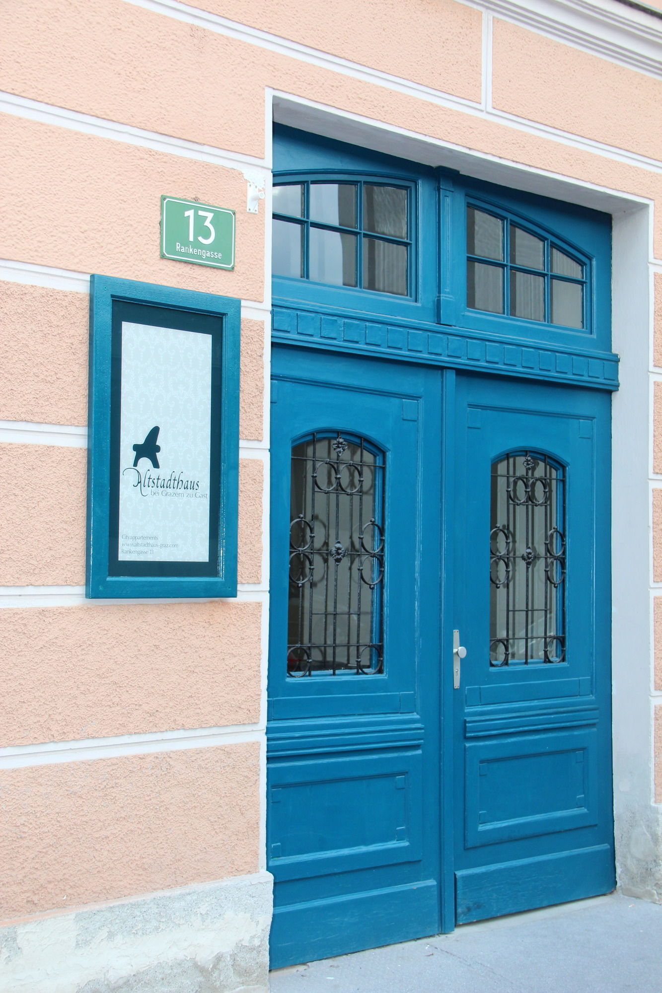 Фото Altstadthaus Cityappartements