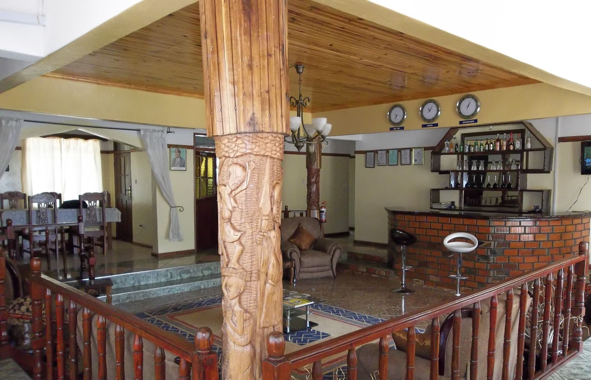 Фото White Rose Lodge