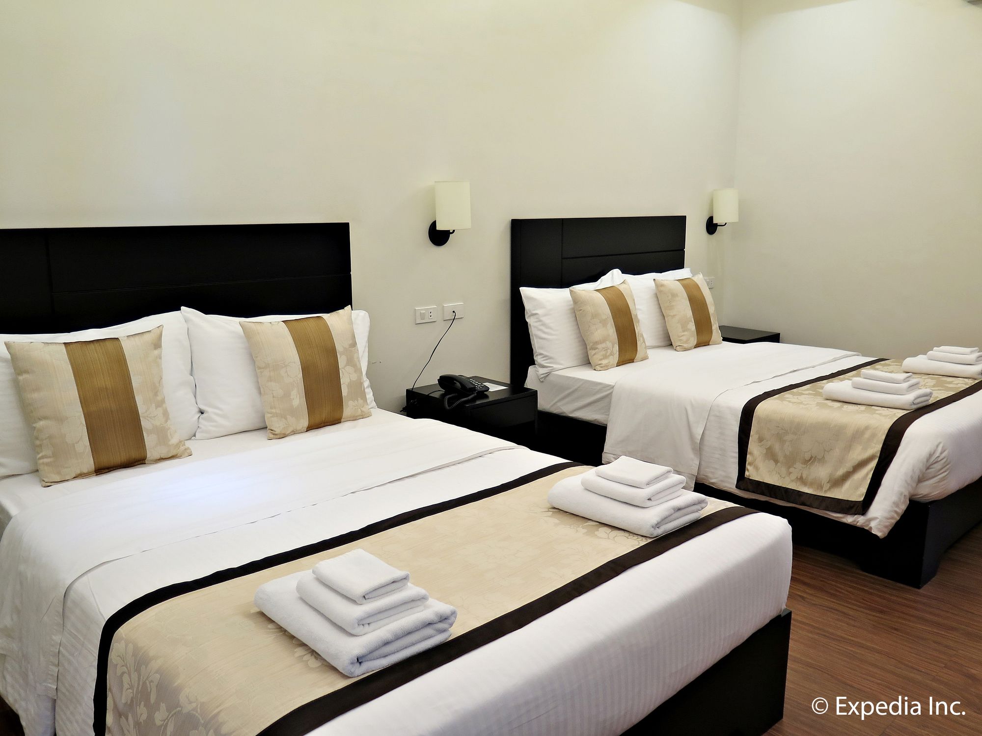 Фото Capital O 642 The Junction Tagaytay