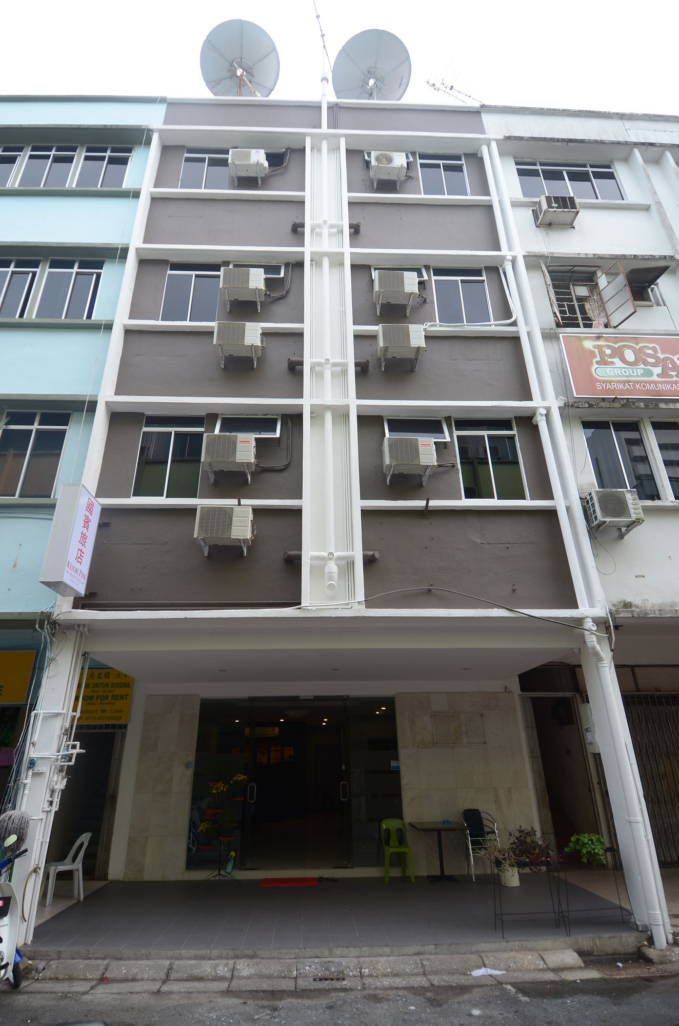 Фото отеля 2