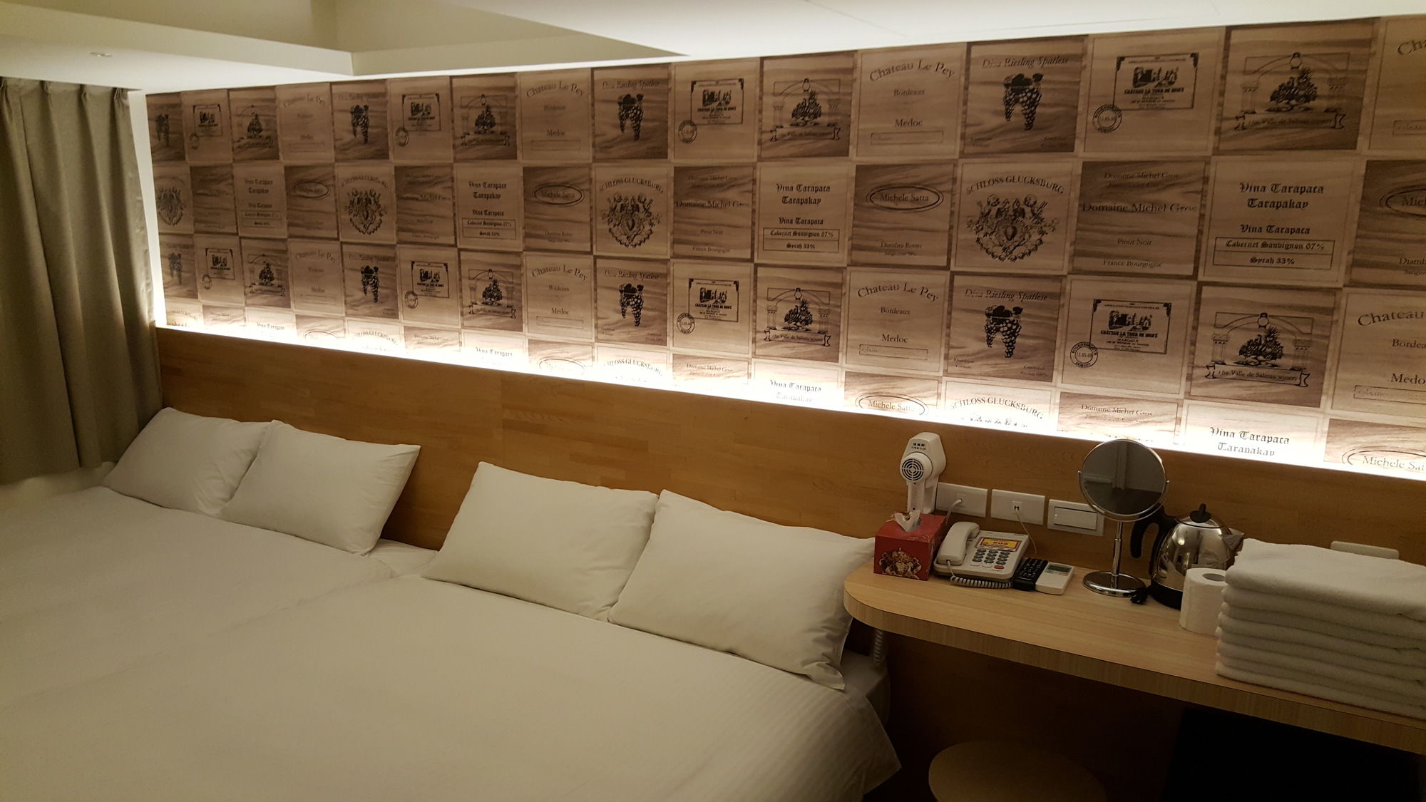 Фото Honey Prince Hotel