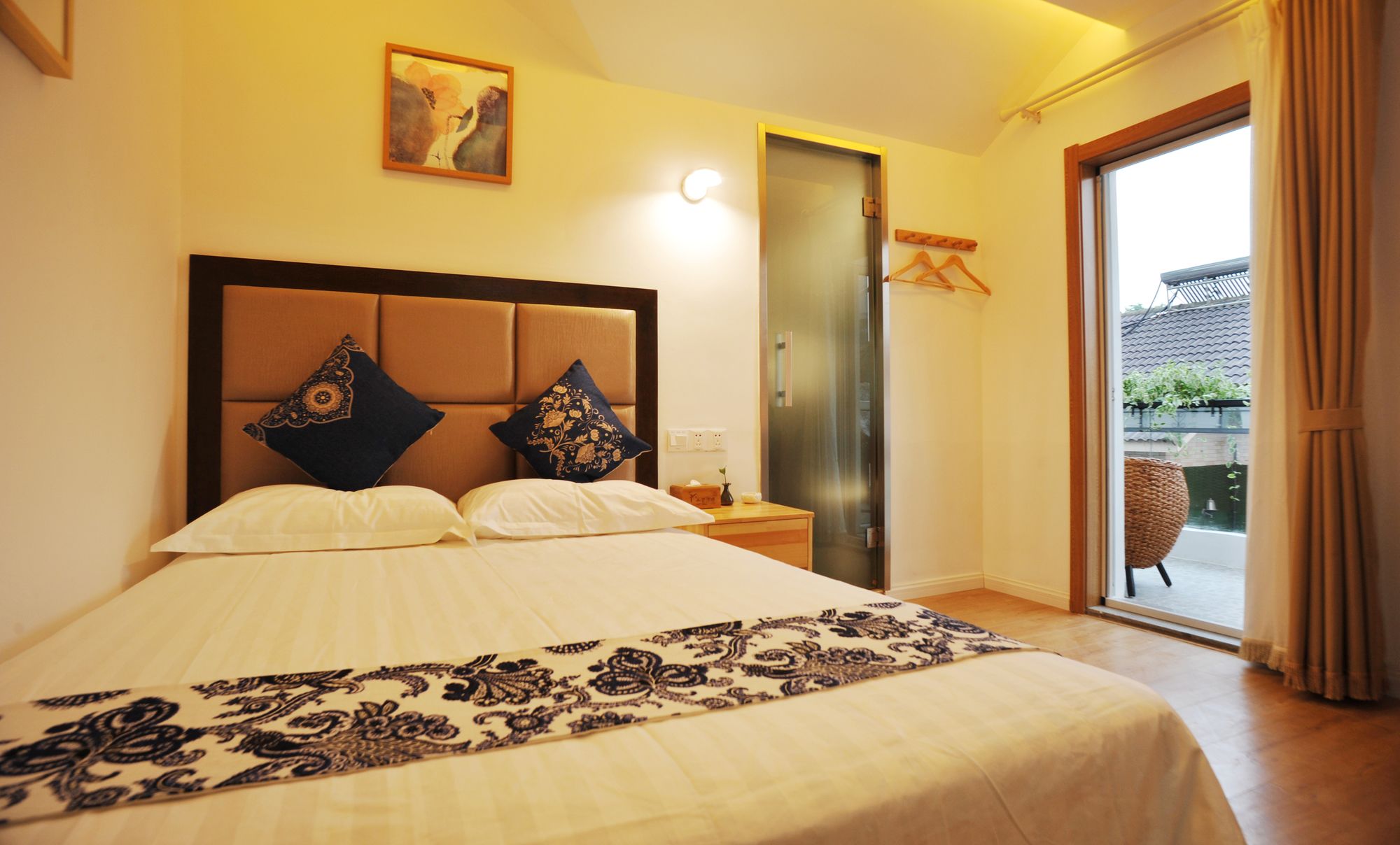 Фото Hangzhou Banmufangtang Boutique Inn