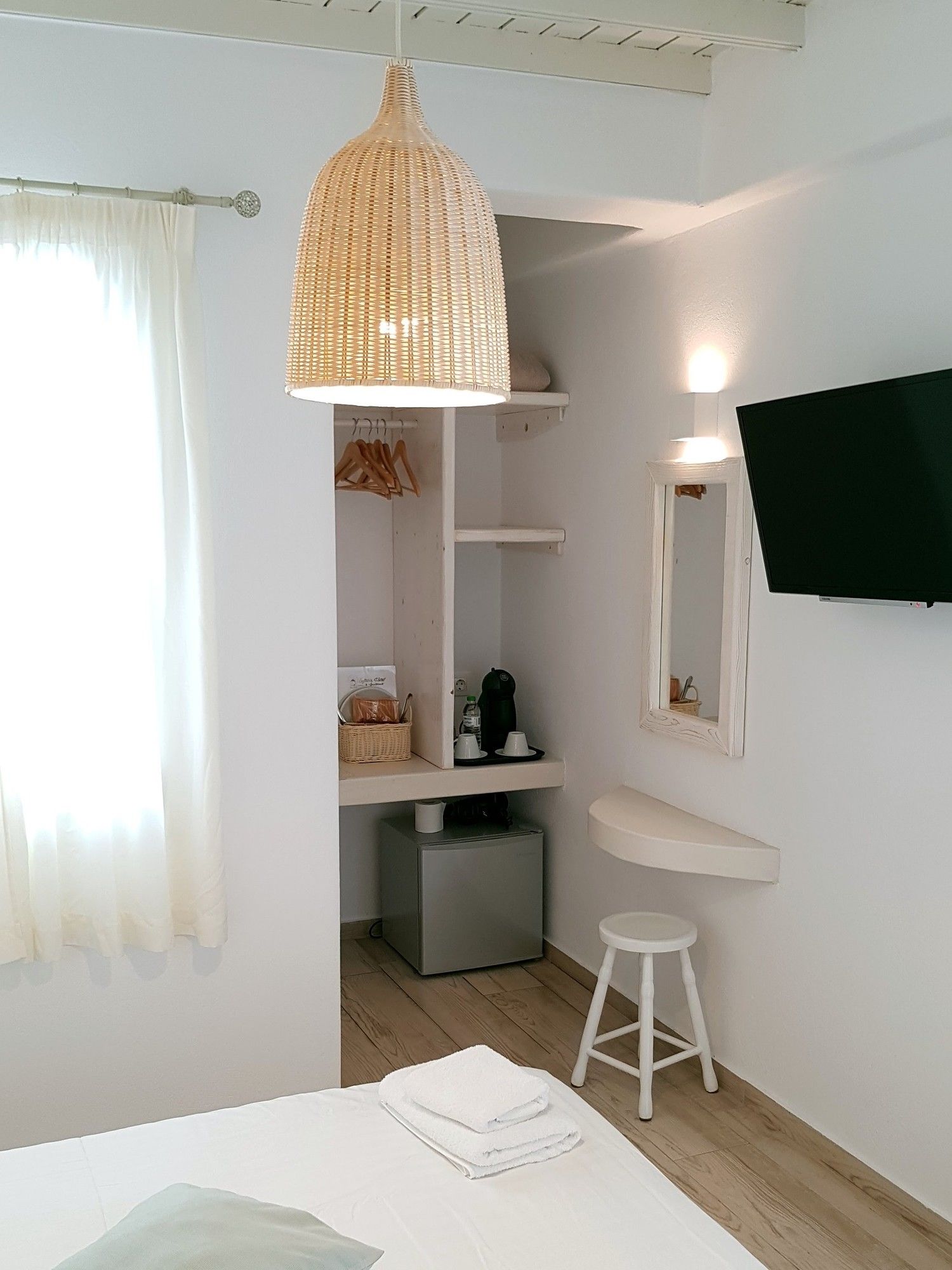 Фото Hotel Lefteris