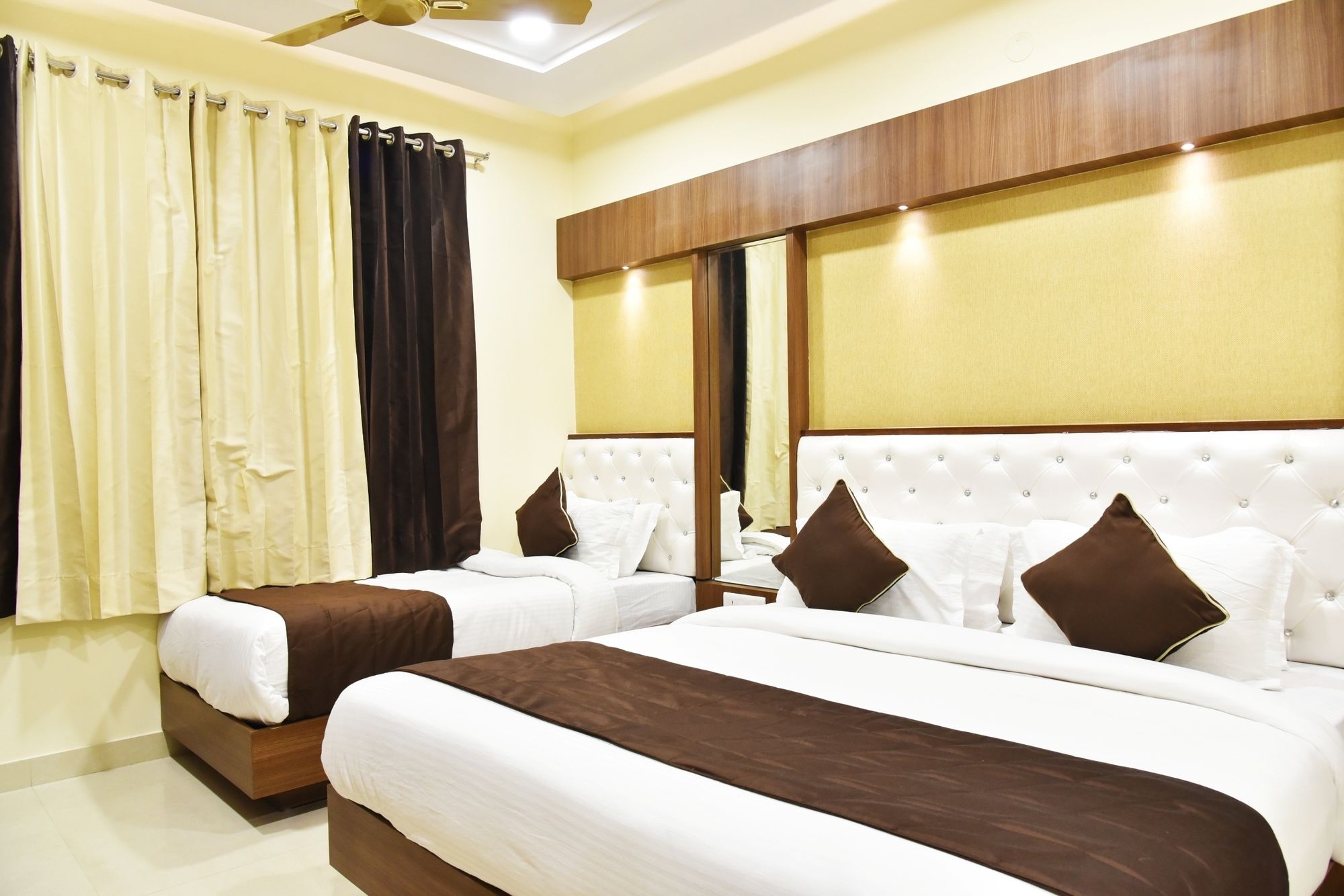 Фото Hotel Amritsar International