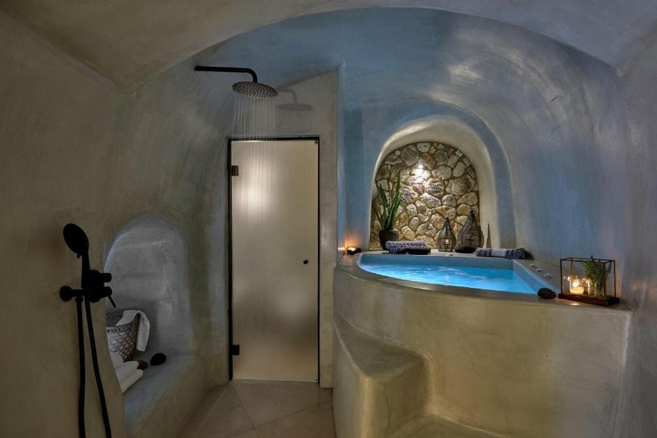 Фото Floria Suites