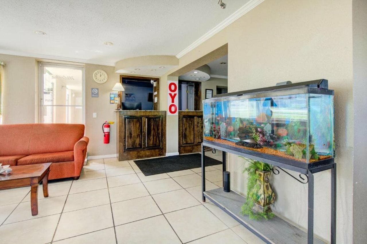 Фото Oyo Hotel Douglas Ga Us 441