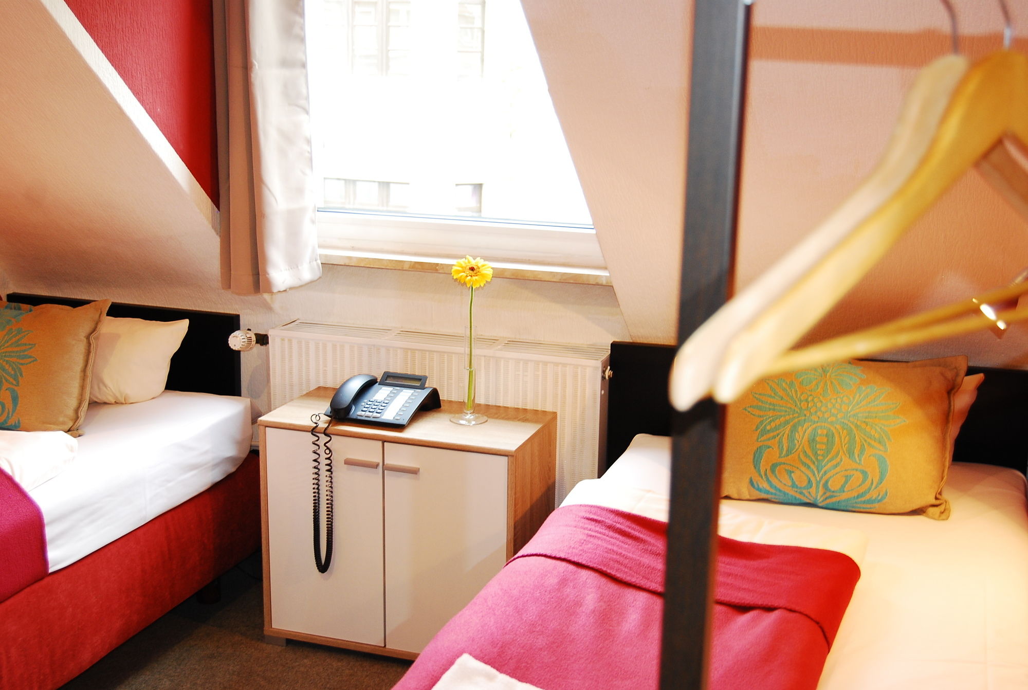 Фото Hotel Alt Deutz City-Messe-Arena