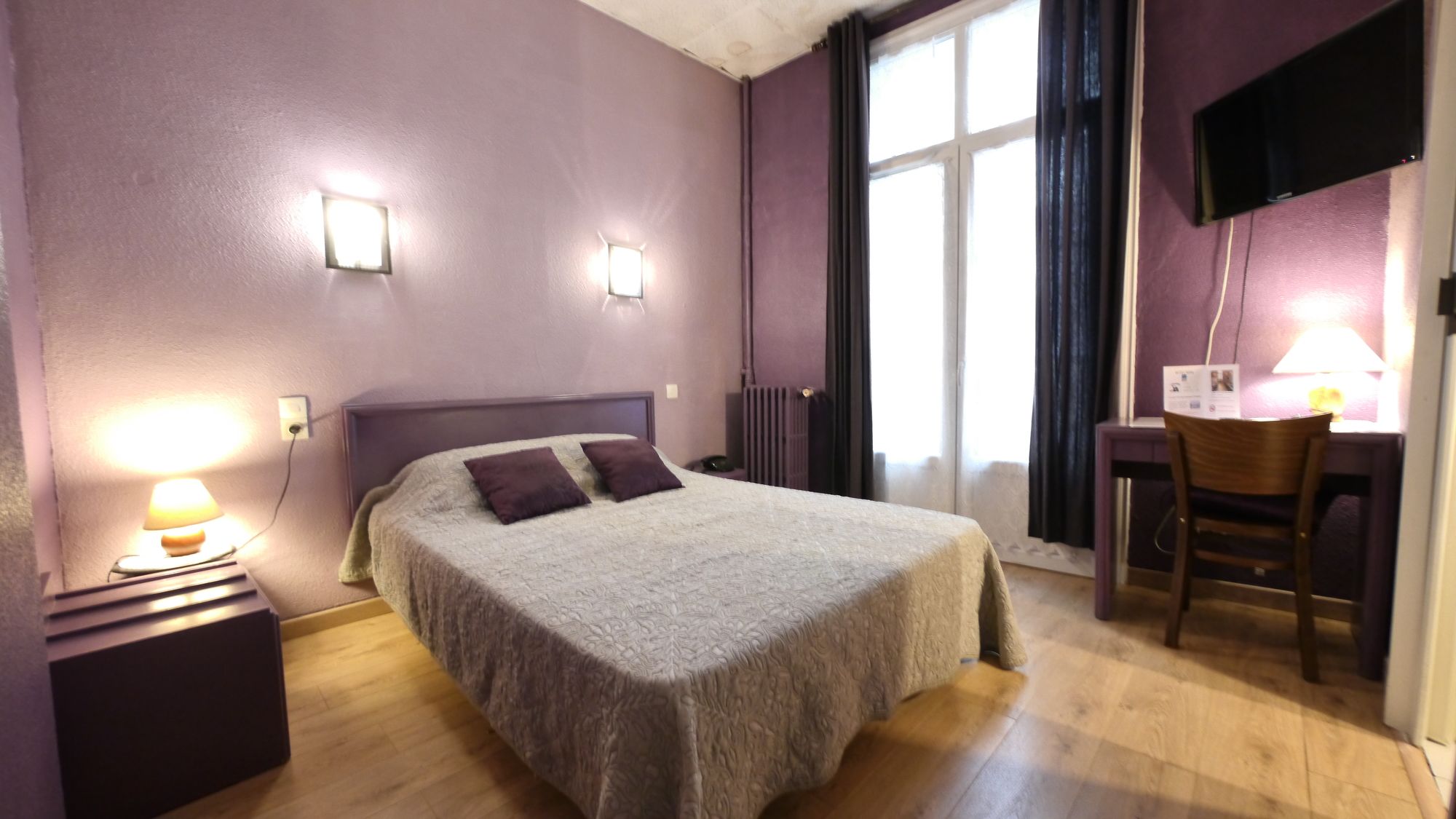 Фото отеля 2