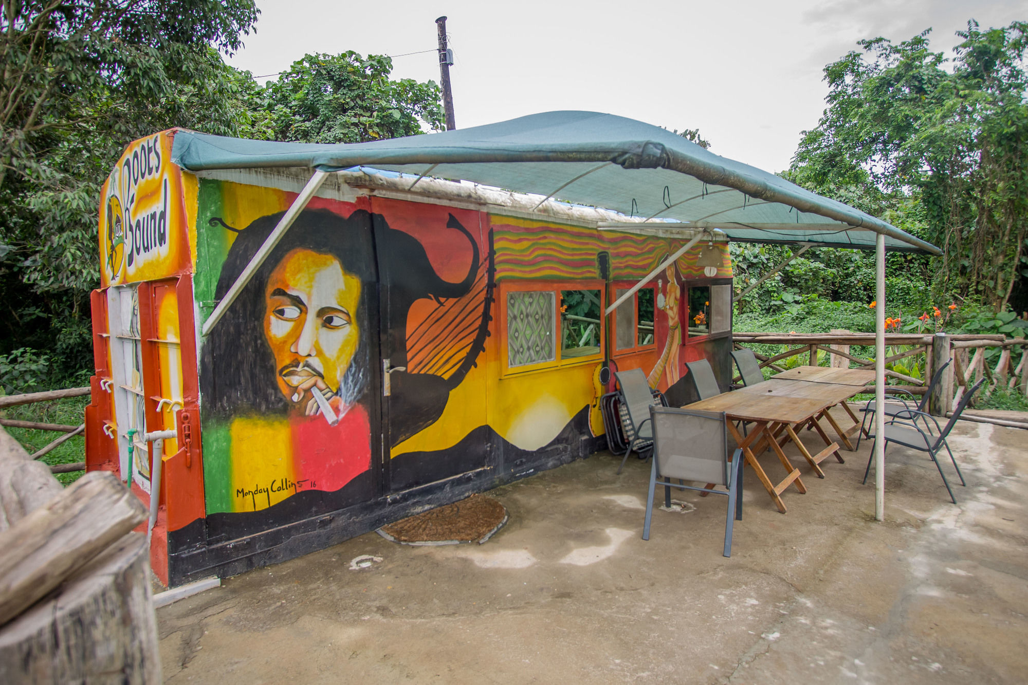 Фото Roots Retreat and Camping Resort