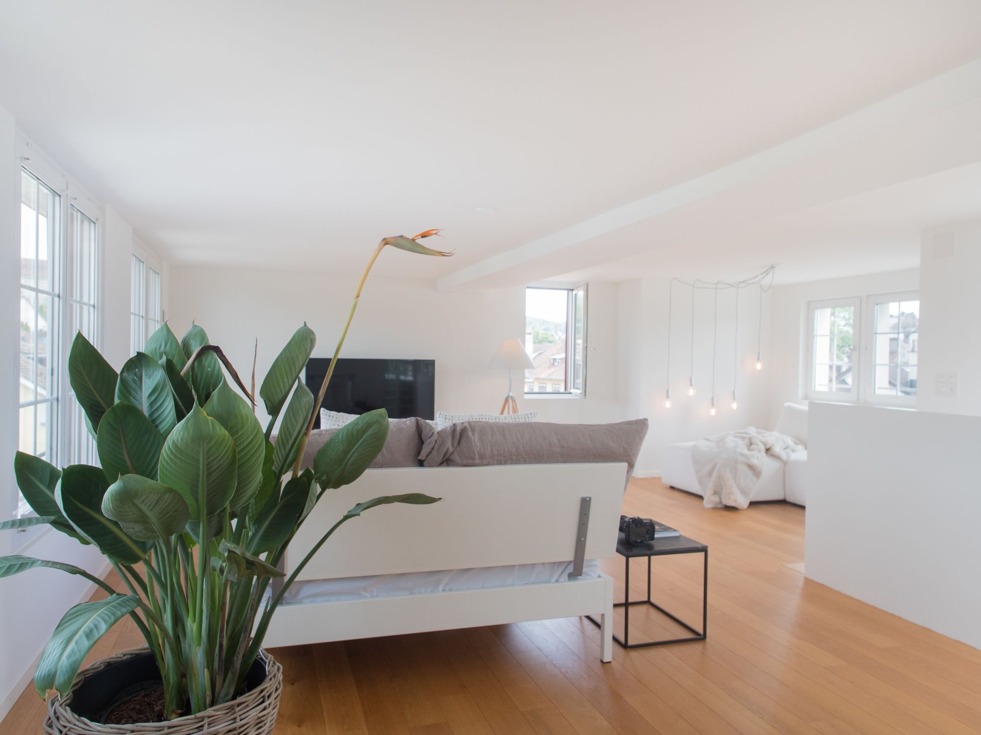 Фото Airhome Limmatquai River View Apartment