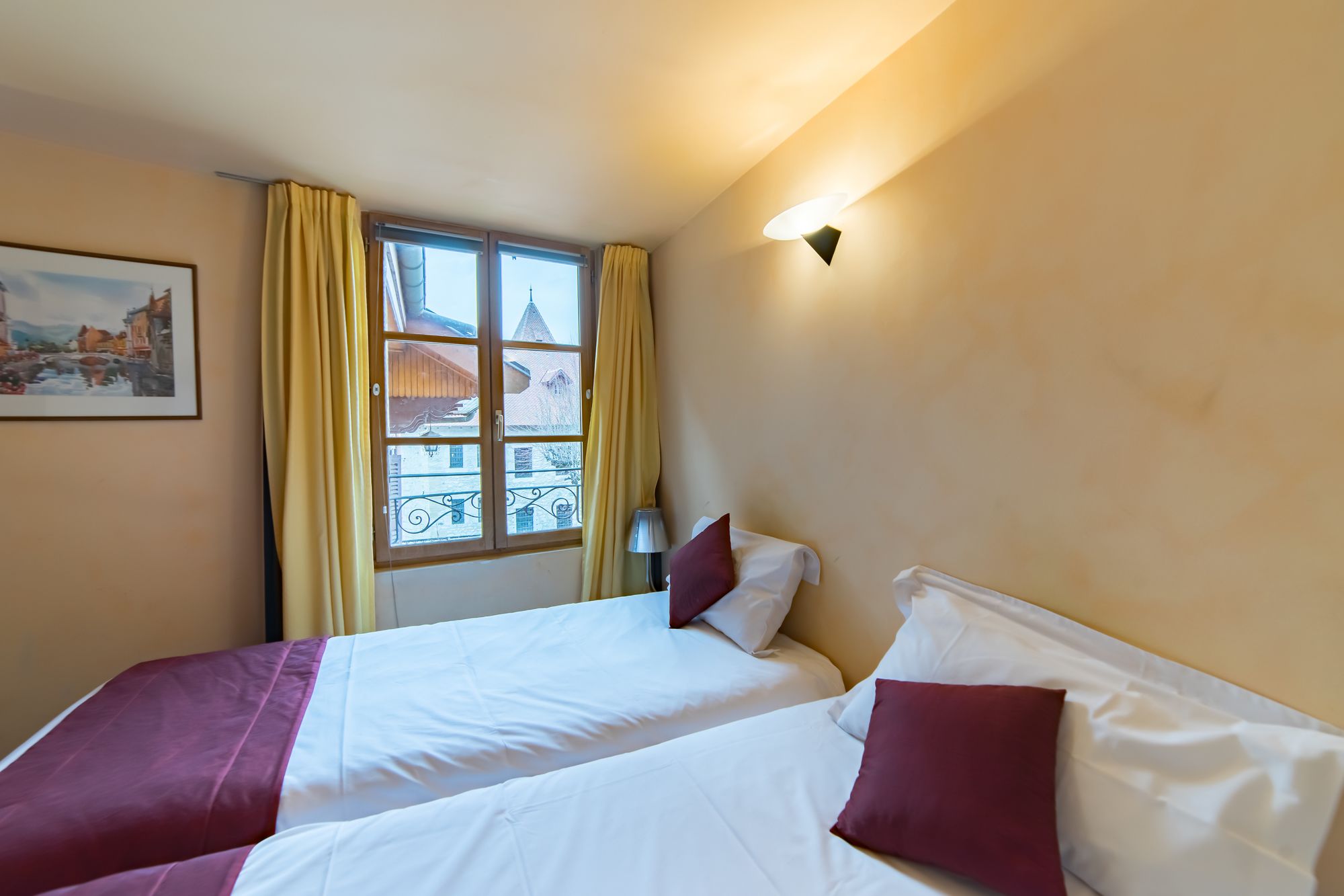 Фото Hôtel du Palais de l'Isle