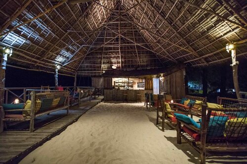 Гостиница Ndame Beach Lodge