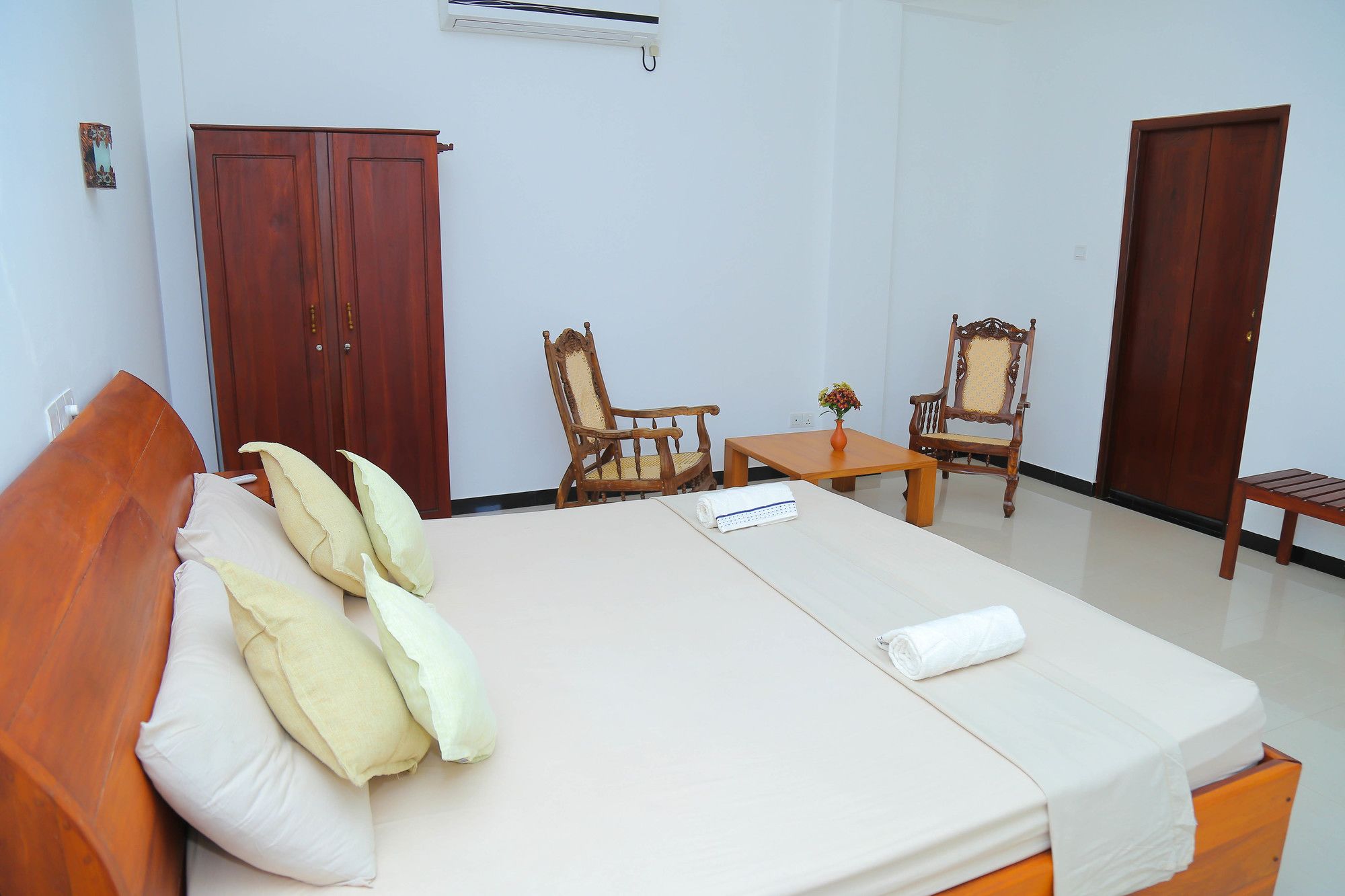 Фото Aurora Hotel & Restaurant