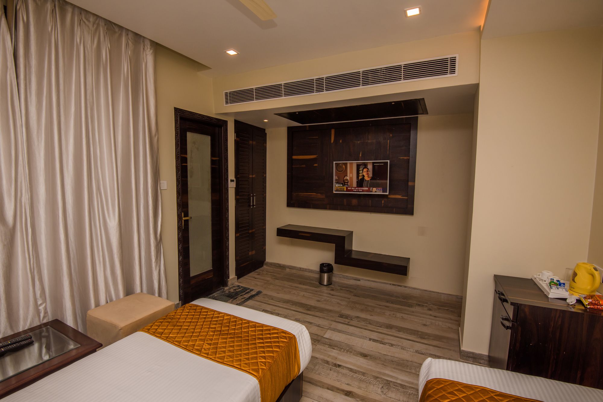 Фото Hotel Heritage inn