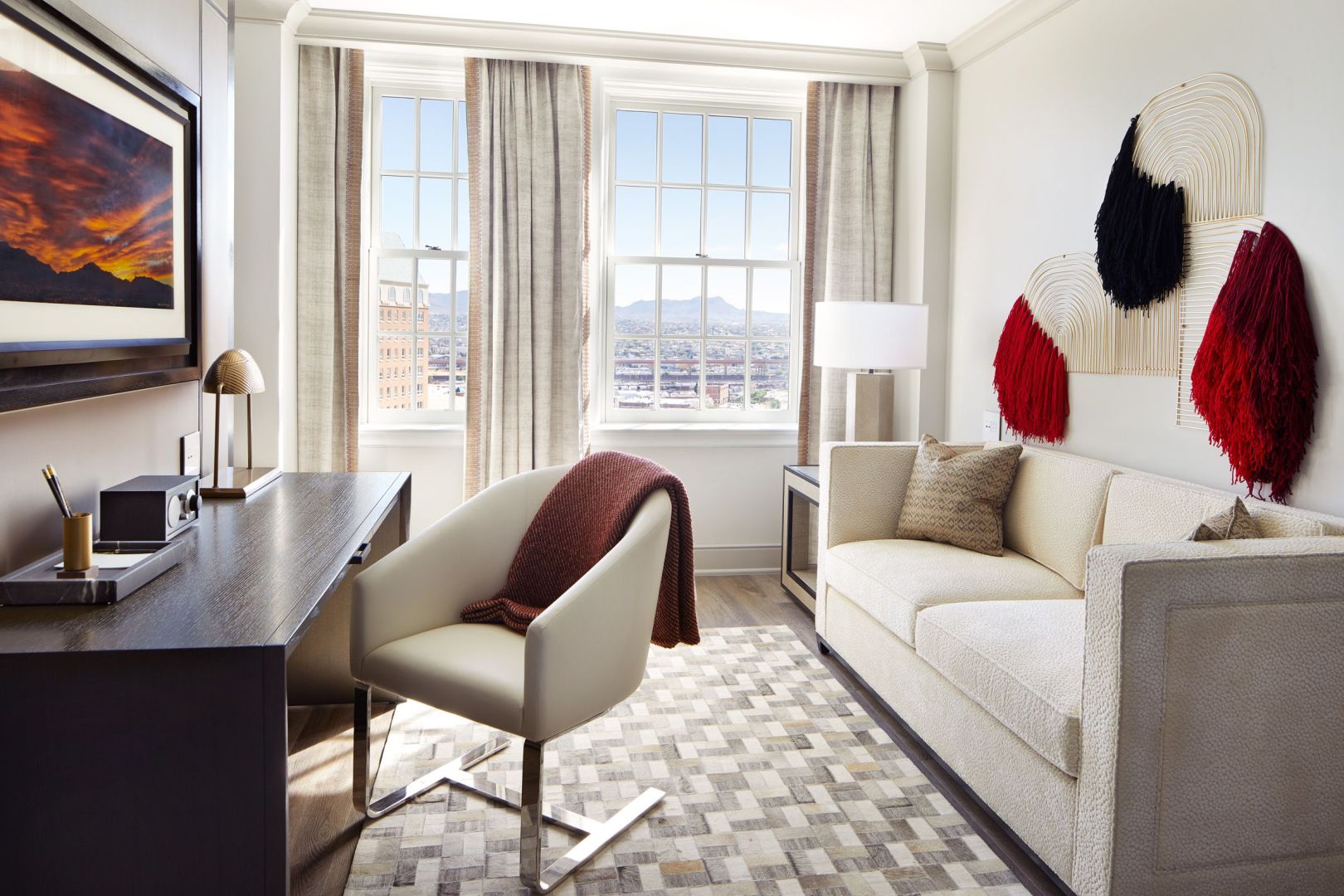 Фото The Plaza Hotel Pioneer Park