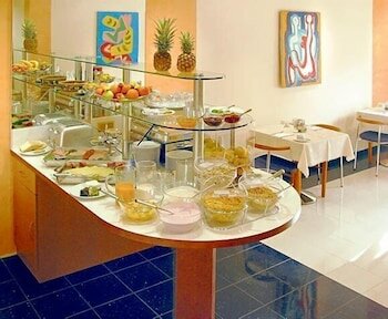 Фото Hotel Niederraeder Hof