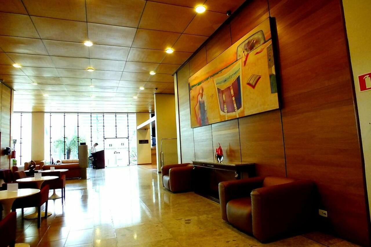 Фото Nacional Inn Curitiba Estação