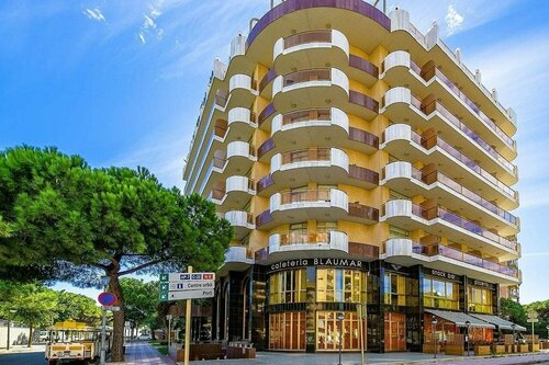 Гостиница Hotel Blaumar в Бланесе