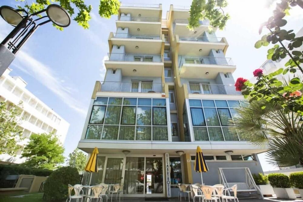 Фото Hotel Tilmar