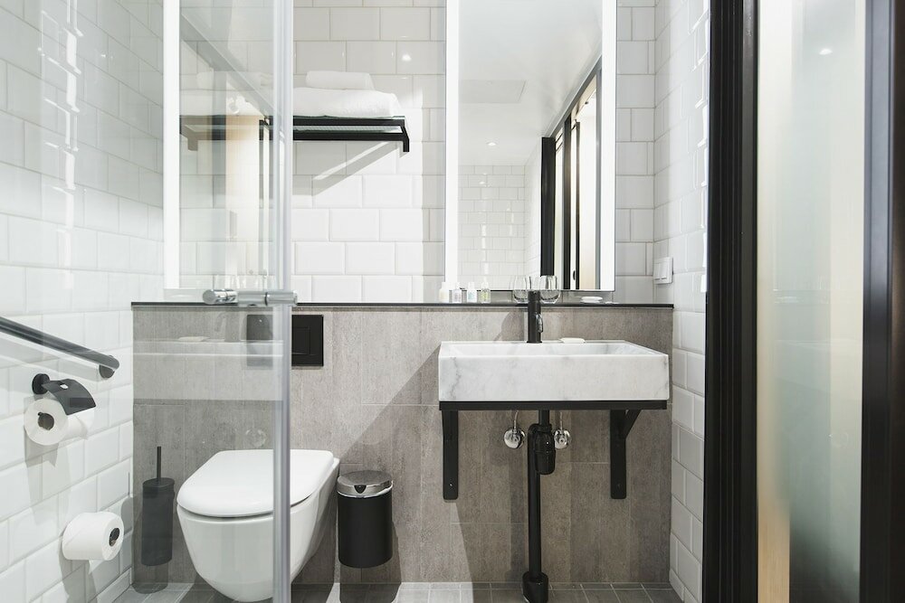 Фото Hotel With Urban Deli