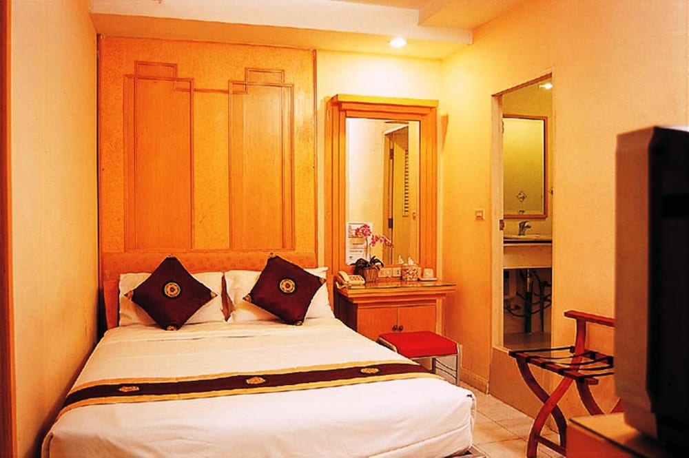 Фото Sam's Lodge