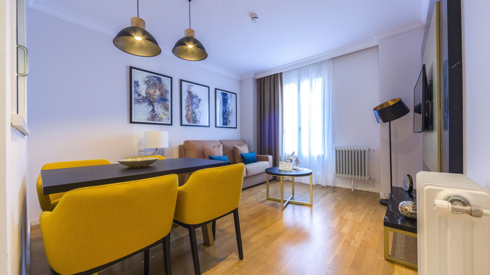 Фото 120900225462