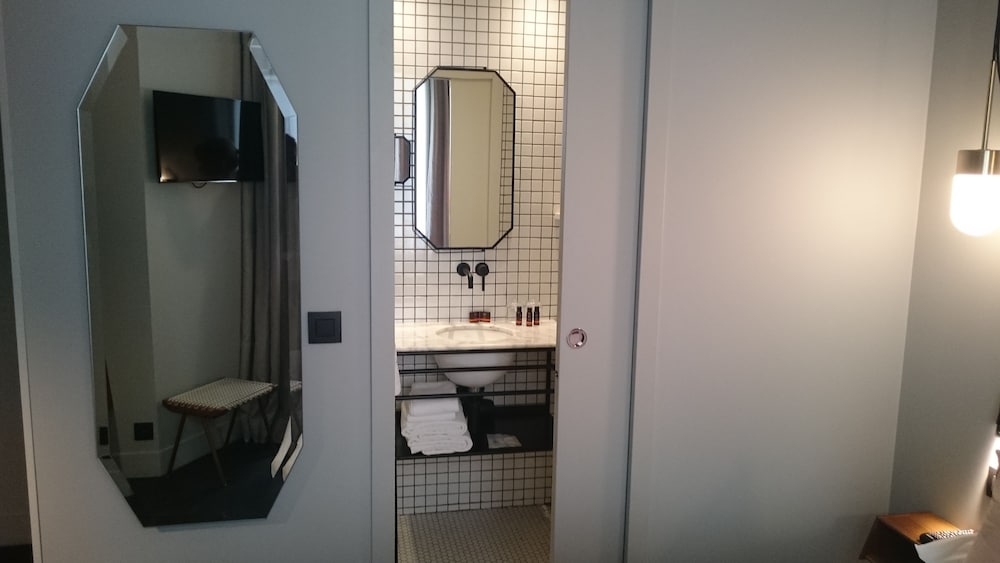 Фото C.O.Q Hotel Paris