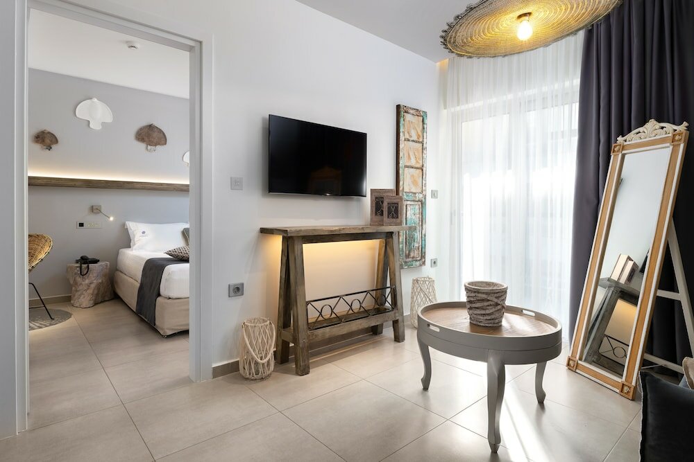 Фото Elakati Luxury Boutique - Hotel Adults Only