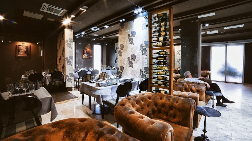 Фото Hotel Paradis Cluj Napoca