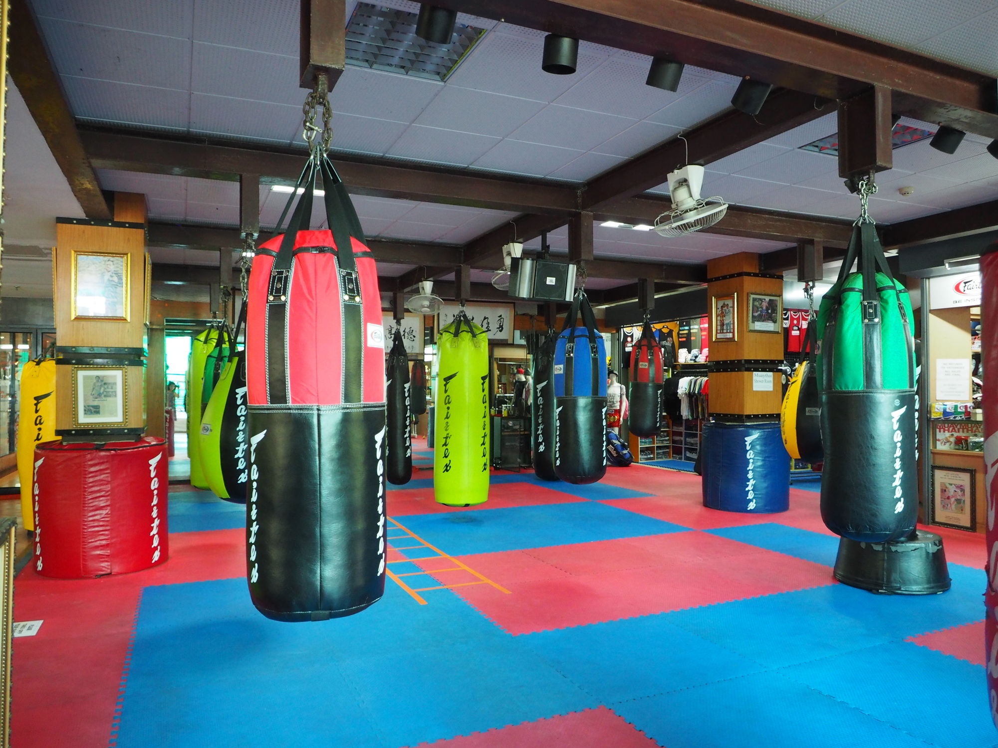 Фото Fairtex Express