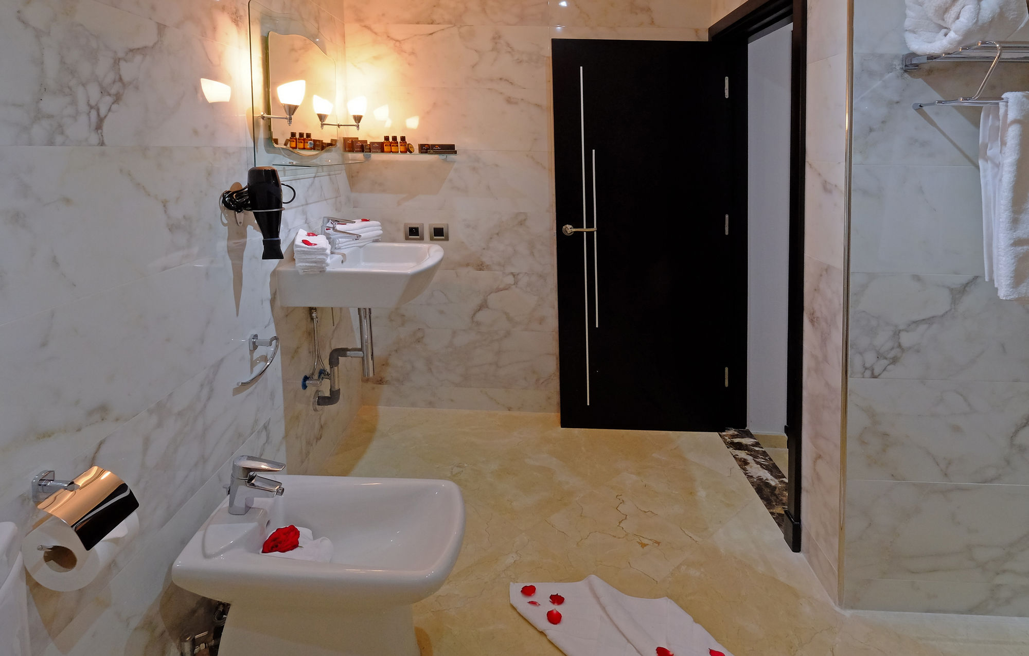 Фото Appart hotel Mouna