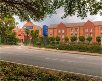 Фото Road Lodge Sandton Grayston Drive