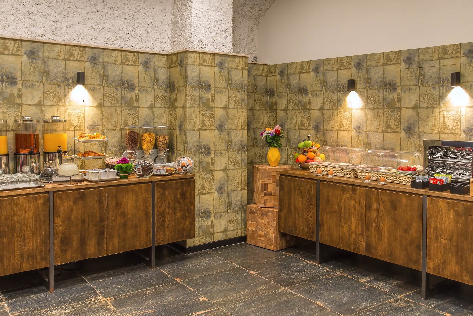 Фото Navona Essence Hotel