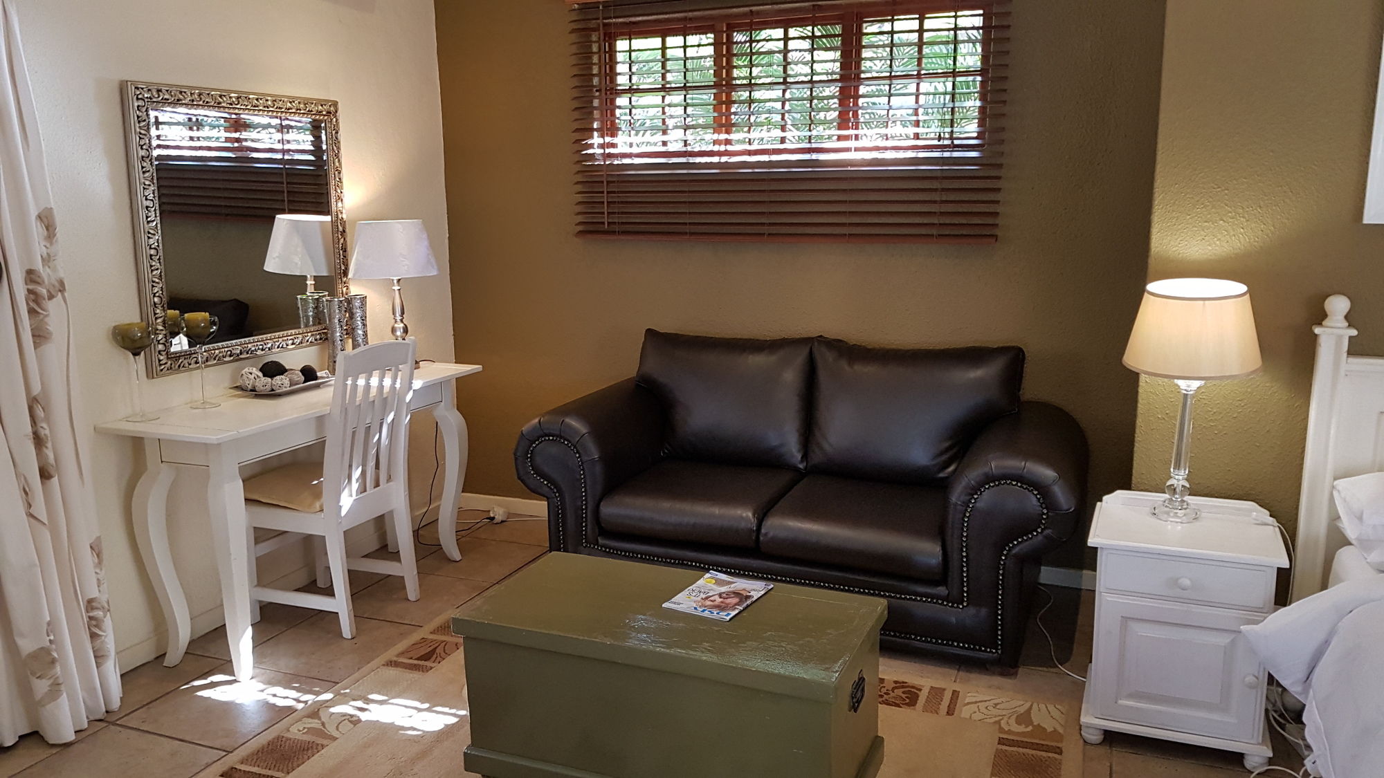 Фото Jubilee Lodge Guest House