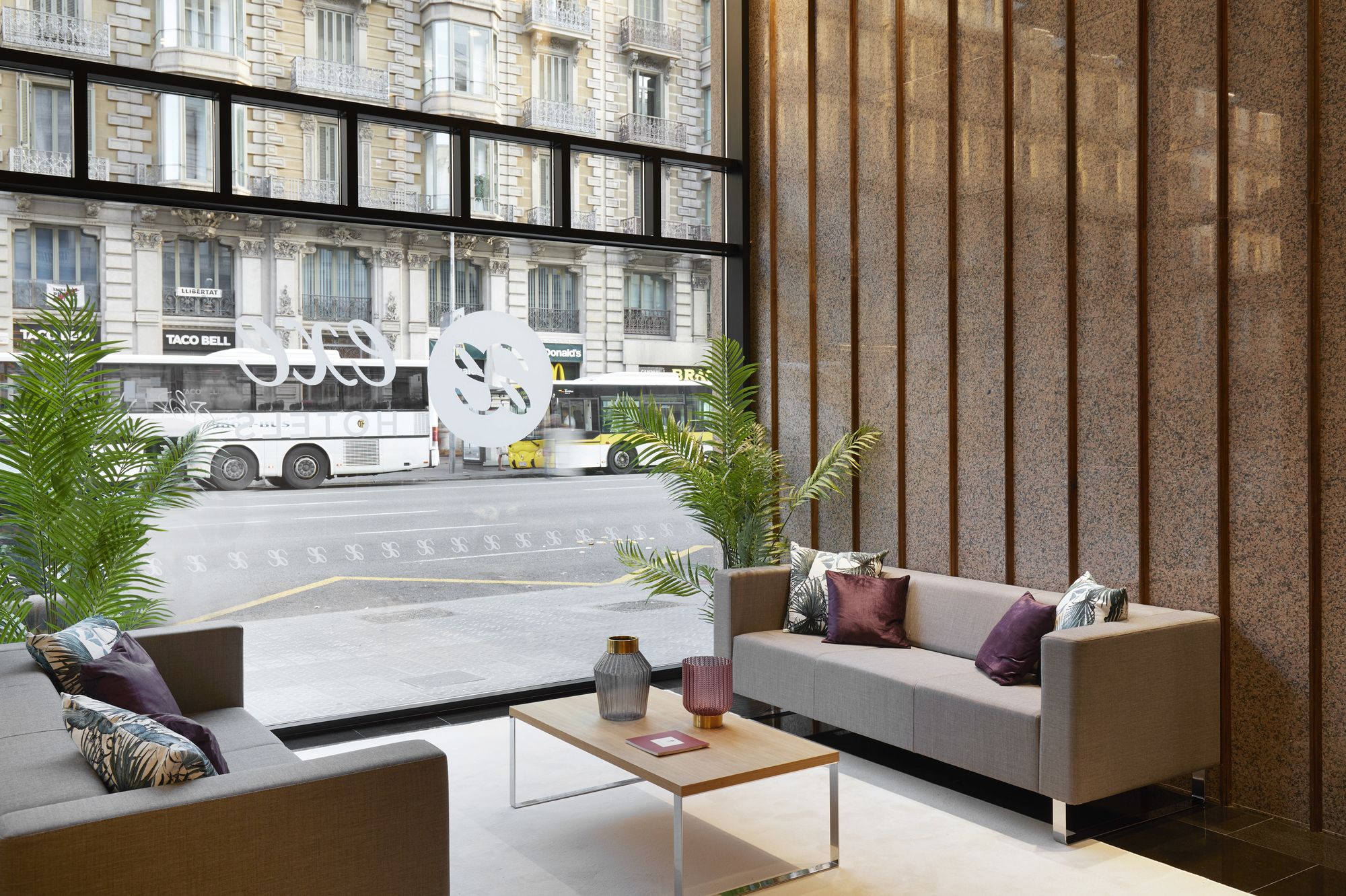 Фото Exe Plaza Catalunya