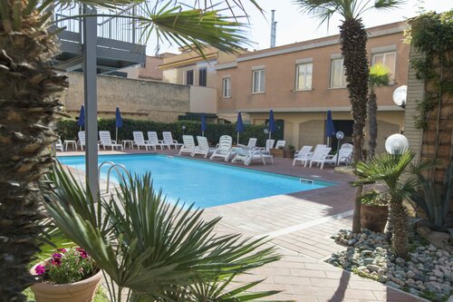 Гостиница Hotel Villa Margherita в Ладисполи