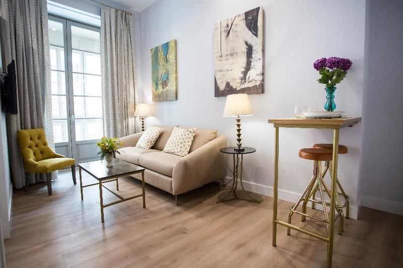 Фото Casa de la Merced Suites