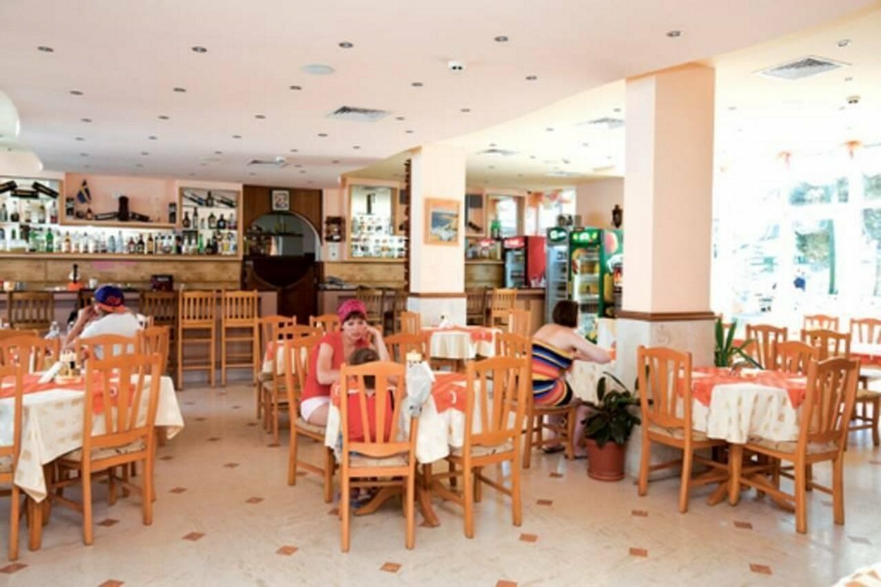Фото Sunny Day Club Hotel