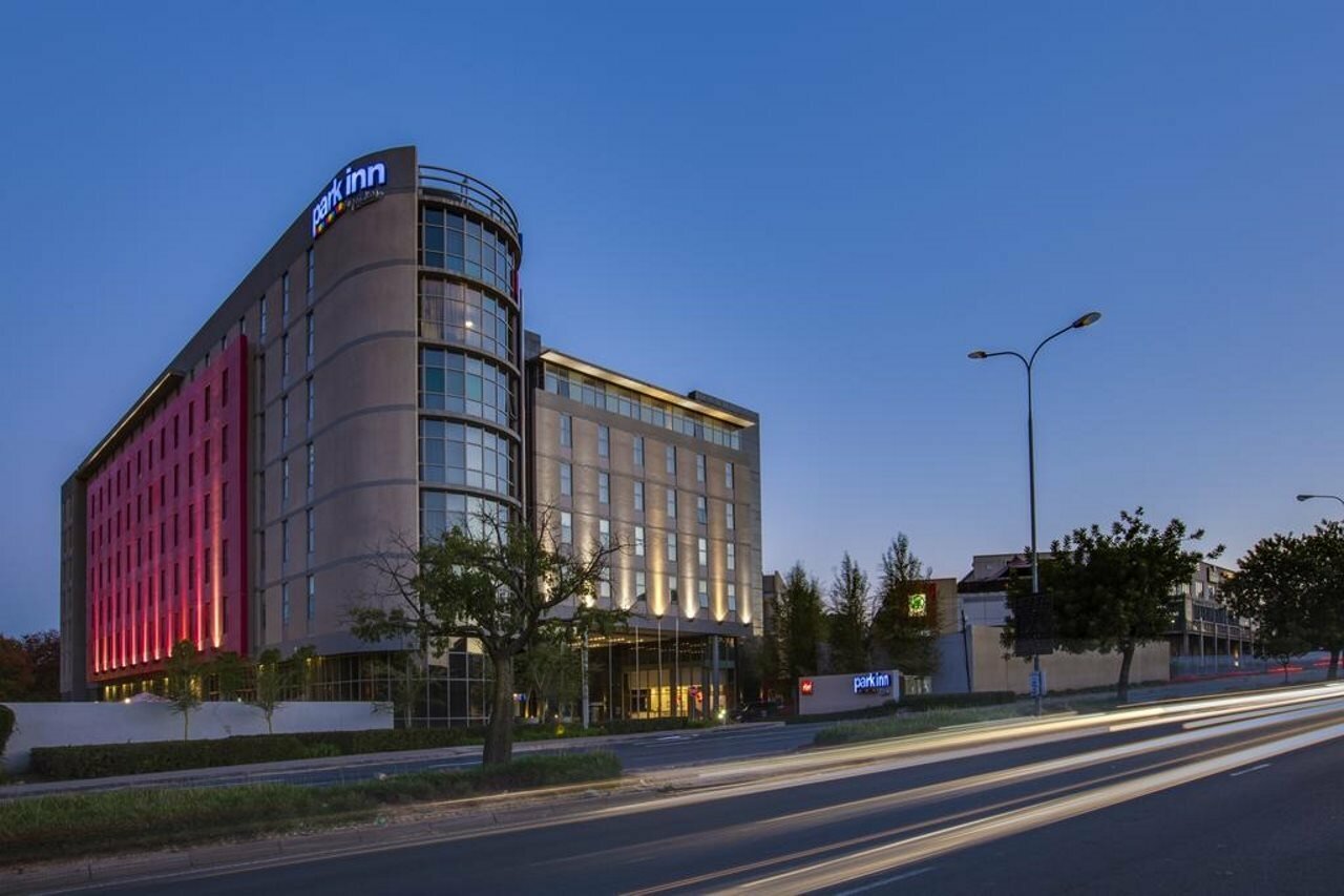 Фото Park Inn Sandton