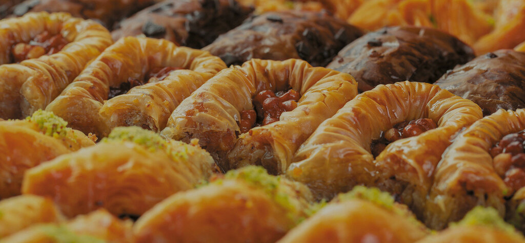 Cafe Mahmut Usta Kunefe and Baklava Salons, Izmit, photo