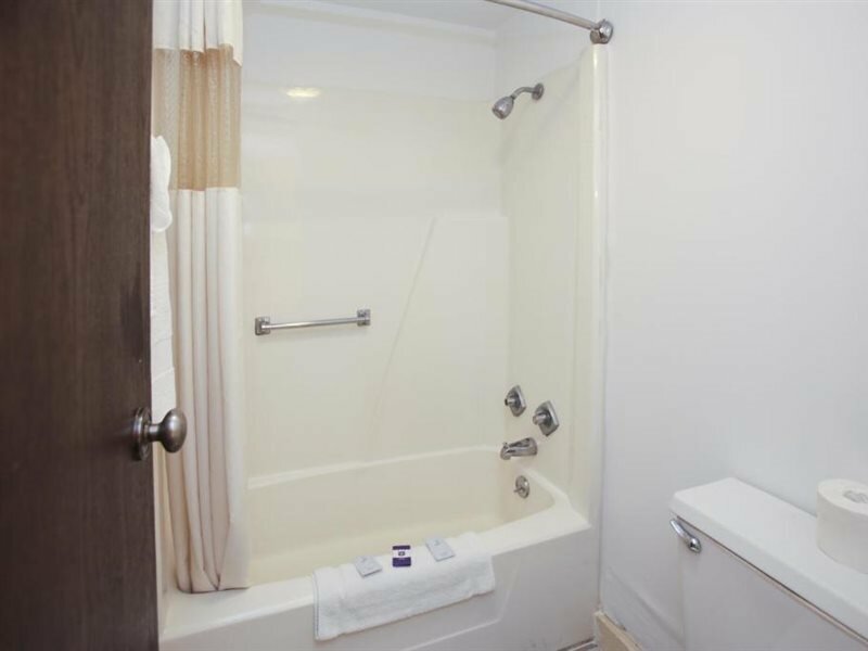 Фото Knights Inn Battle Creek